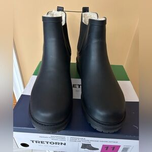 Tretorn Women’s Rubber Chelsea Boot, Size 11M